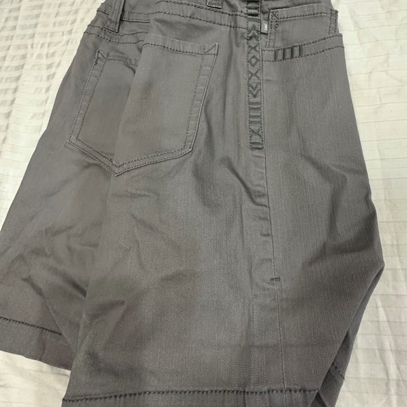 ๐ผ LEE SLENDER SECRET WOMENS JEANS SHORTS SIZE 10 ๐ผ - Picture 6 of 9